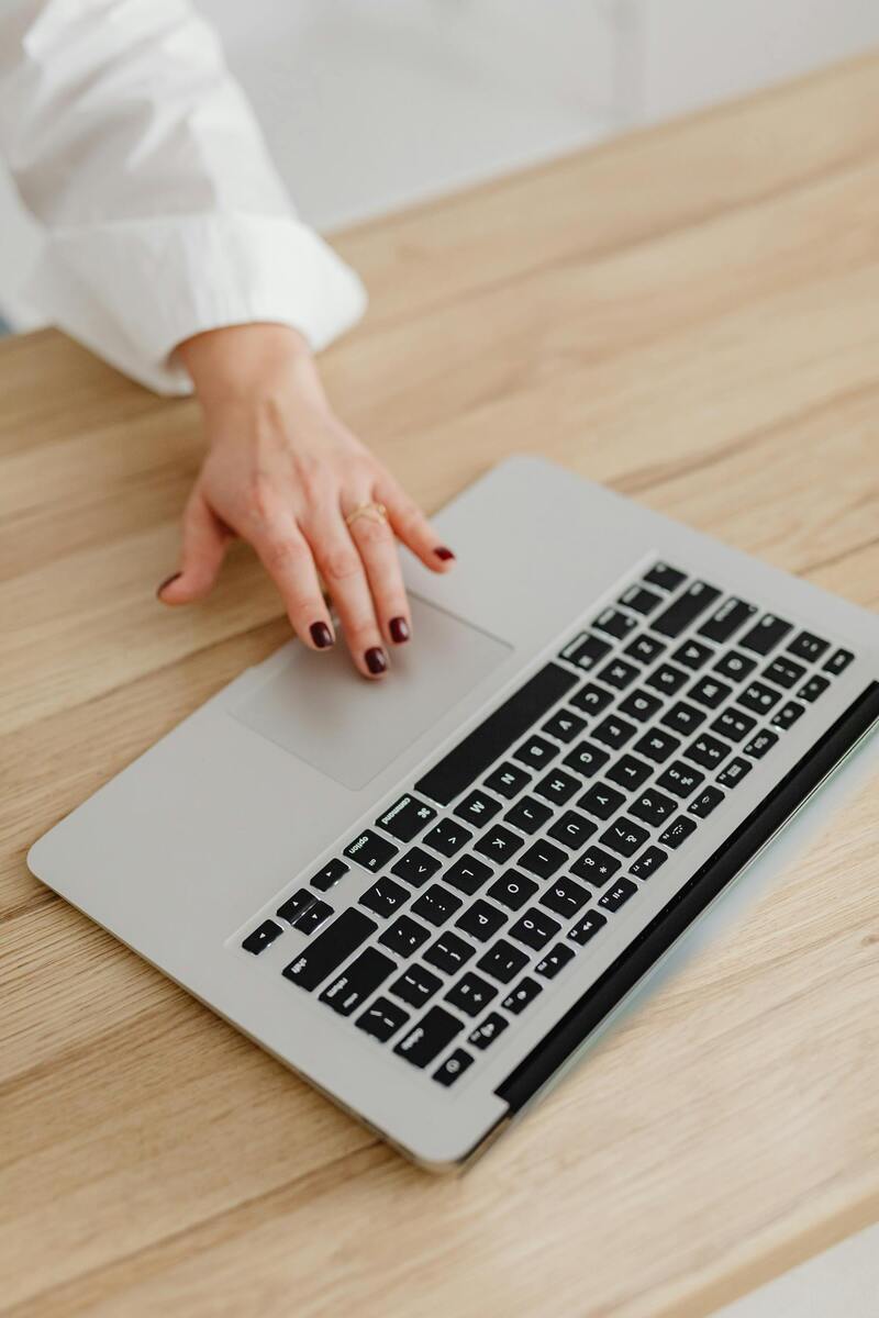 Laptop without display