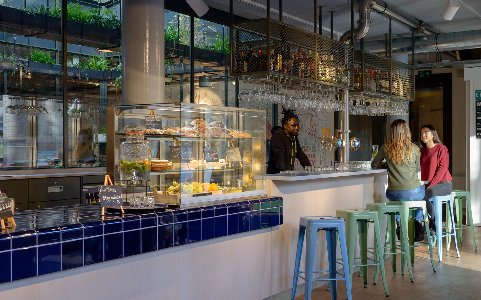 Hostel Amsterdam Vondelpark, in the heart of the city center | Stayokay