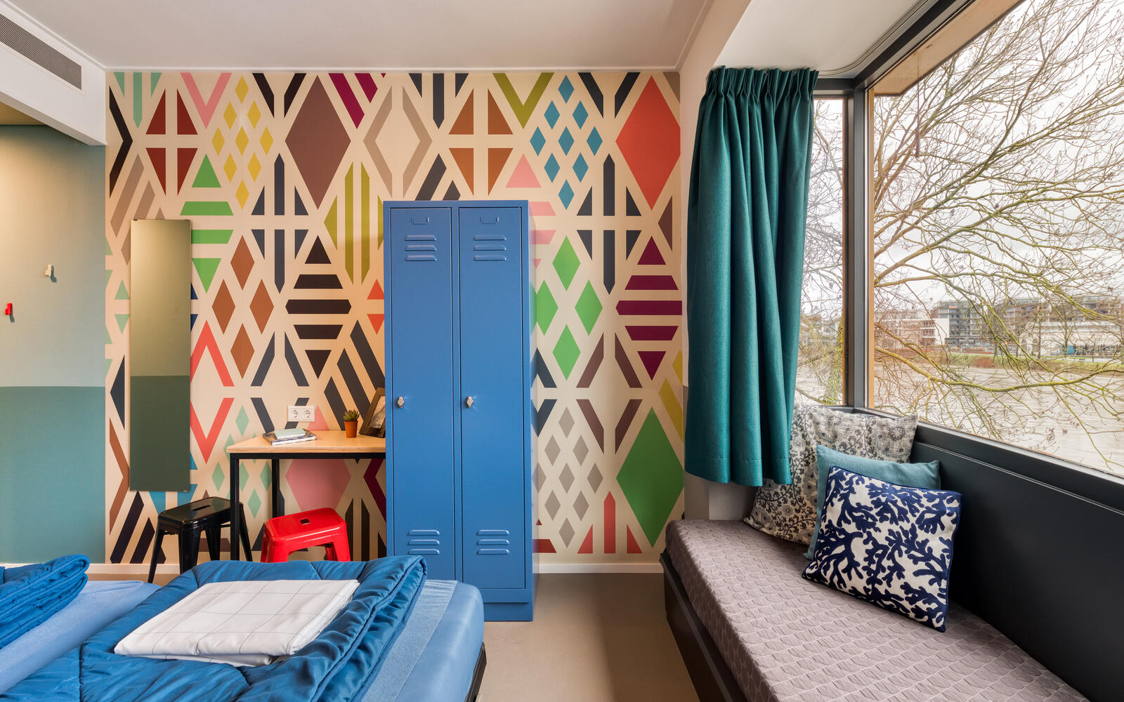 Beukende Snel Pluche pop Hostel Maastricht, uniek gelegen aan de Maas | Stayokay